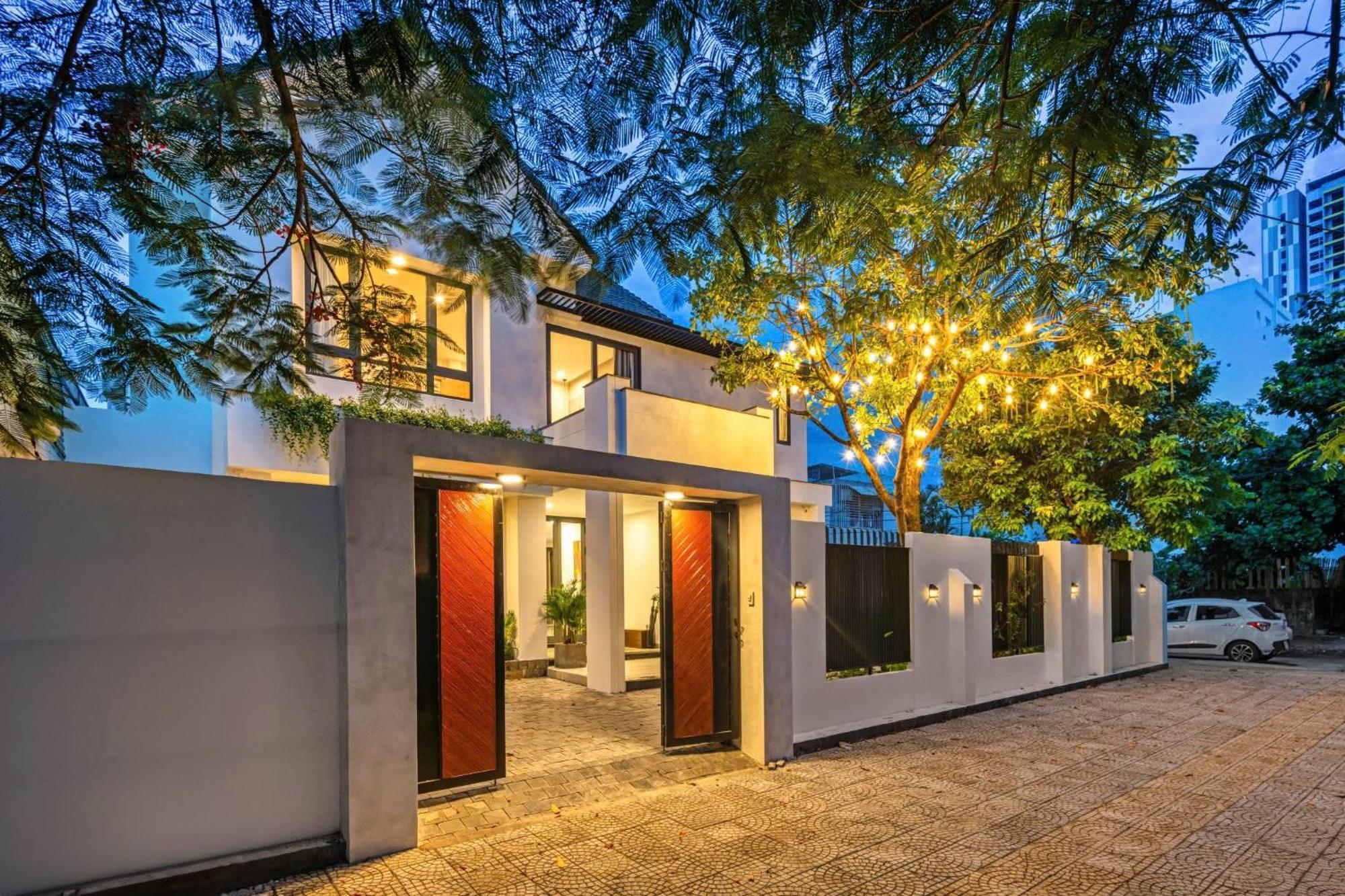 Luxurious 500M Villa, Private Pool, 300M To Beach Da Nang Zewnętrze zdjęcie
